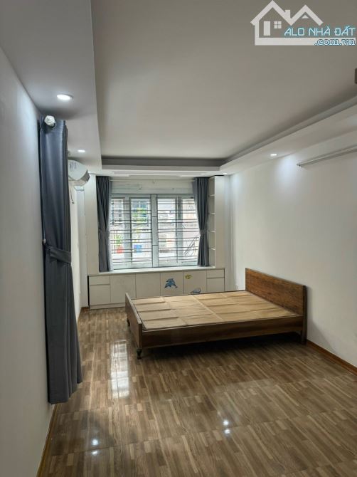 Cho thuê nhà ngõ 260 Tân Mai, Hoàng Mai, 35m2*5 tầng 3 ngủ mới đẹp - 4