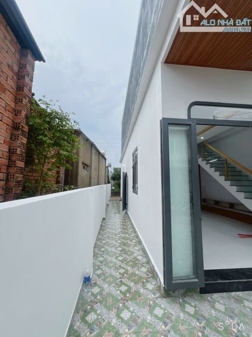 Bán gấp nhà mới xây 1 trệt 1 lầu thổ cư sổ riêng cầm tay sẵn, ngay trường THCS Thạnh Phú - 5