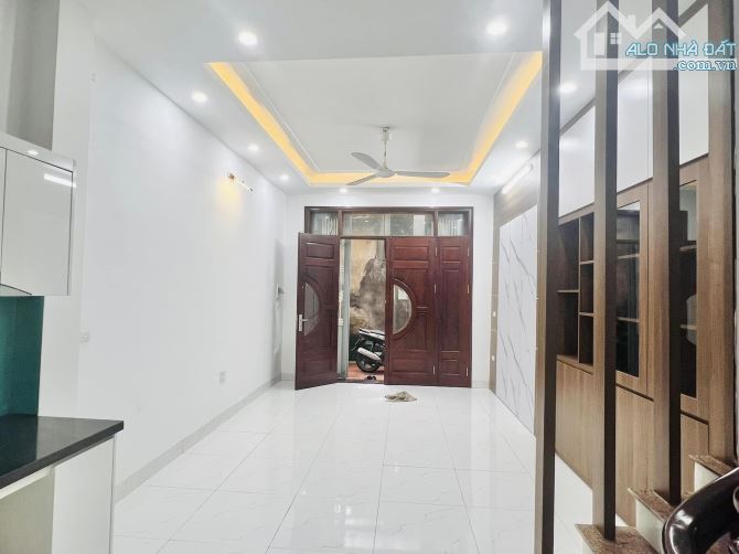 6 TỶ - NHÀ XUÂN LA - TÂY HỒ 52M2*5T*4M, GẦN OTO, GẦN HỒ TÂY, GẦN CHỢ,NT ĐẸP NHÀ ĐẸP Ở NGAY - 6