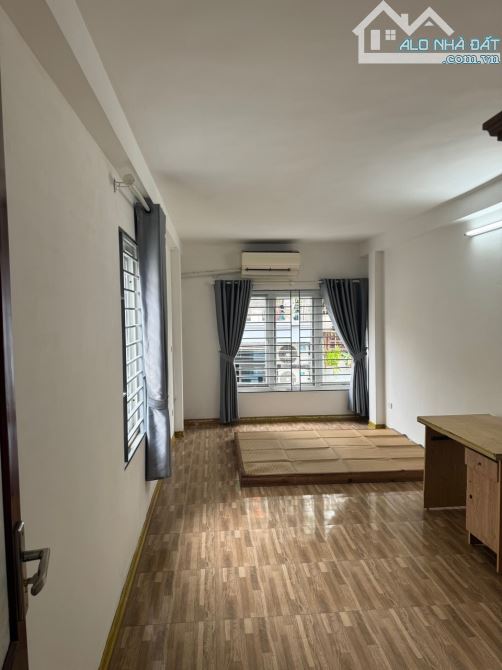 Cho thuê nhà ngõ 260 Tân Mai, Hoàng Mai, 35m2*5 tầng 3 ngủ mới đẹp - 7