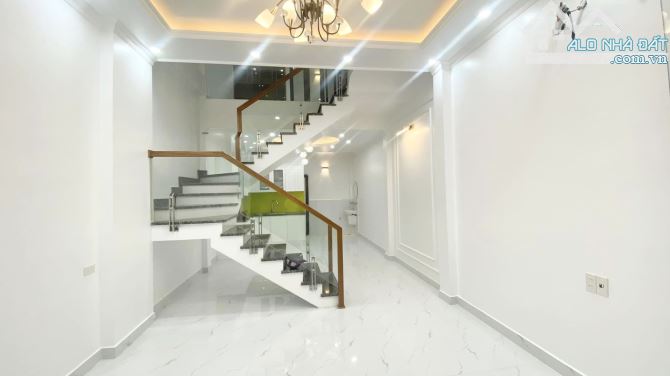 bán nhà 4 tầng tại Tại Tái Định Cư Xi Măng, Sở Dầu, Hồng Bàng giá 4,2 tỷ