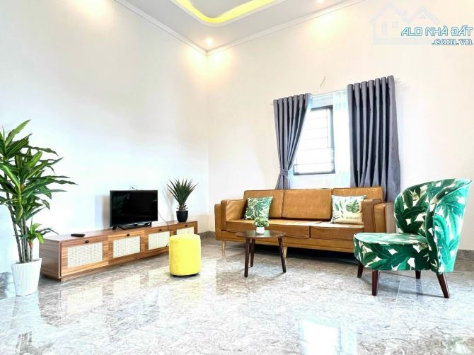 2090m2 thổ cư Nhà cấp 4 Tố Hữu tỉnh lộ 2 Hòa Khánh giá 4,25 tỷ