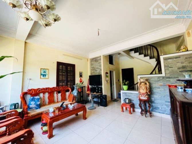 🏠🏠 Siêu Víp vị trí Đắc Địa Phạm Văn Đồng, Lô Góc 2 mặt Tiền Rộng , 12 tỷ