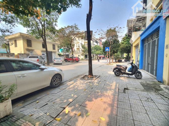 BÁN LK26 VĂN PHÚ HÀ ĐÔNG 90m2 x 4T x MT4,5 giá 16,8 tỷ