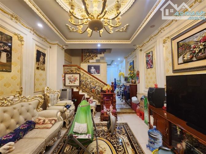 Nhà Đẹp Vincom Quang Trung - HXH, 60m2 4x13, 3 Tầng, Sân Thượng NHỈNH 7 tỷ 3