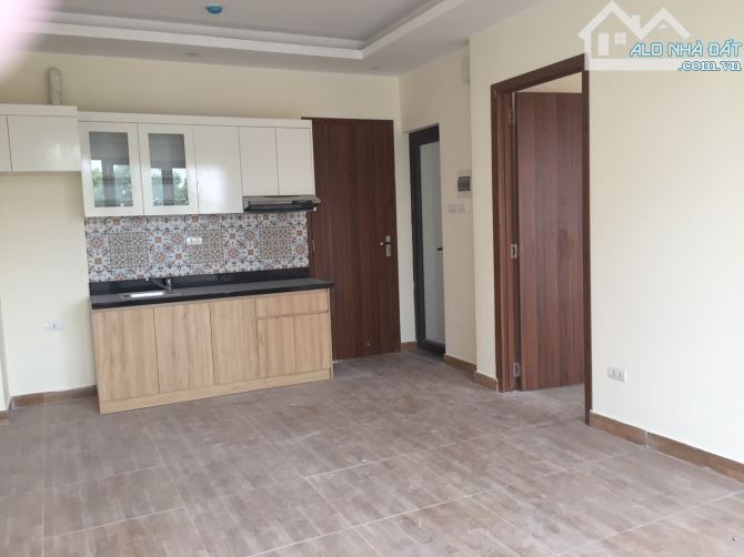 Cho thuê căn hộ thang máy phố Hồ Đắc Di, Nam Đồng - 1