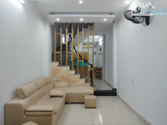 Bán nhà Mậu Lương ,full nội thất ngõ thông, ô tô đỗ 10m - dt 40m², 4T-4,98 tỷ - 1