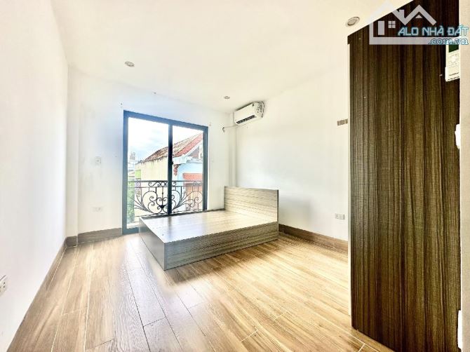 Nhà đẹp Đa Sỹ, 30m2, 5 tầng, ô tô đỗ gần, tiện ích ngập tràn xung quanh - 1