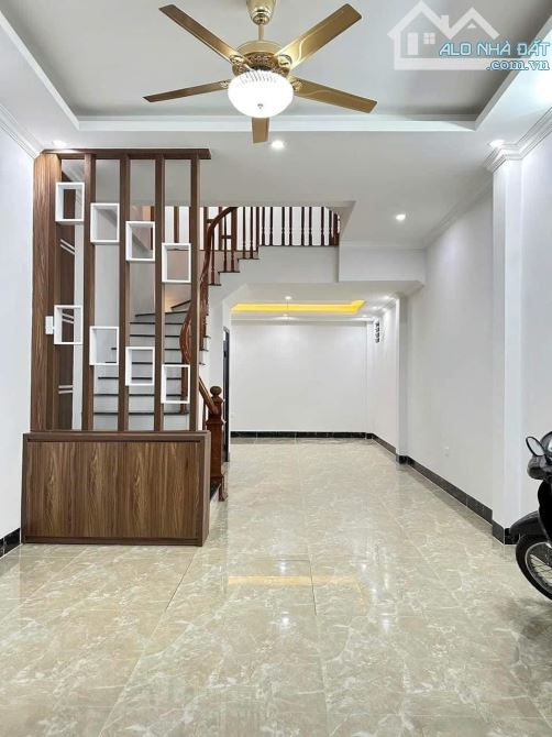 Nhà đẹp Tân Lập 38M 5 Tầng, 5 phòng, gần đường lớn ô tô đỗ, kinh doanh - 1