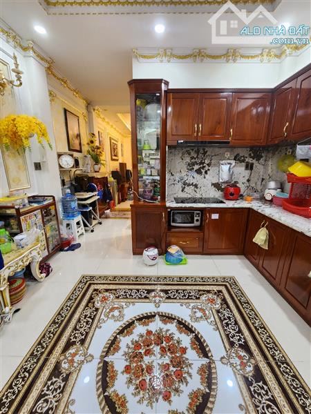 Nhà Đẹp Vincom Quang Trung - HXH, 60m2 4x13, 3 Tầng, Sân Thượng NHỈNH 7 tỷ 3 - 2