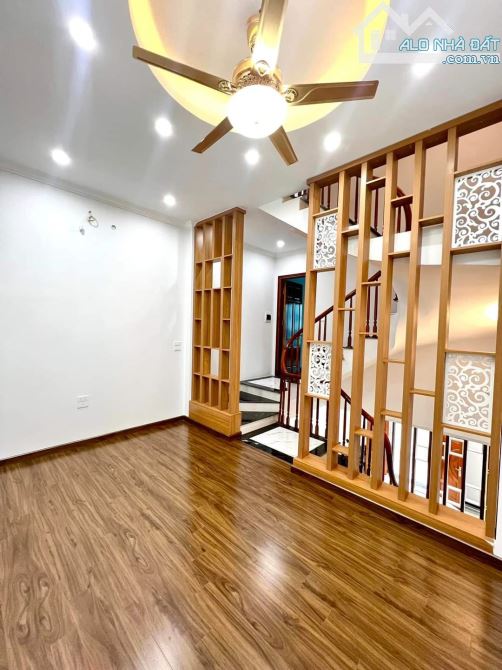 Nhà đẹp Tân Lập 38M 5 Tầng, 5 phòng, gần đường lớn ô tô đỗ, kinh doanh - 2