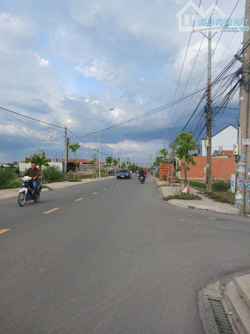 CẦN TIỀN BÁN GẤP LÔ ĐẤT 175M2 GIÁ CHỈ 1 tỷ 285TR GẦN KCN HOÀNG GIA - 3