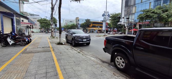 Tòa nhà 5 tầng thang máy Văn phòng làm việc hoặc cho thuê MT Ng Hữu Thọ Hải Châu giá hơn - 3