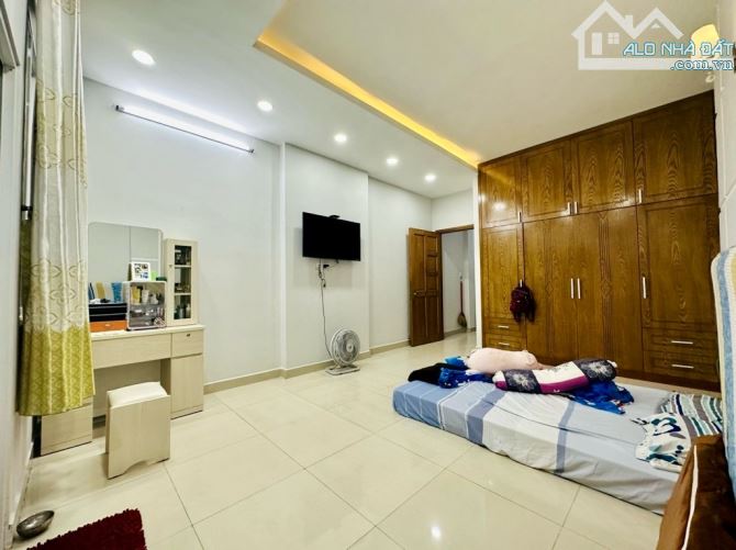 NHÀ ĐẸP 3 TẦNG LÊ VĂN PHAN, HẺM Ô TÔ RỘNG, 80M2 NGANG 4X20 NHỈNH 9 TỶ - 4