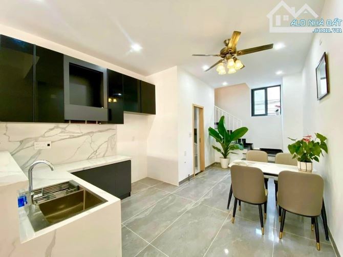 NHÀ ĐẸP 3 TẦNG, Dtsd 180m2, full nội thất - Kiệt ô tô 5m, Tô Hiệu, TT Hòa Minh - chỉ 3.35T - 4