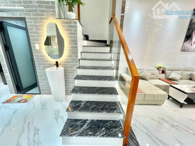 Xuất cảnh nước ngoài bán nhà tâm huyết Hâu Giang 96m2 2 tầng BTCT xe hơi ngủ trong nhà - 8