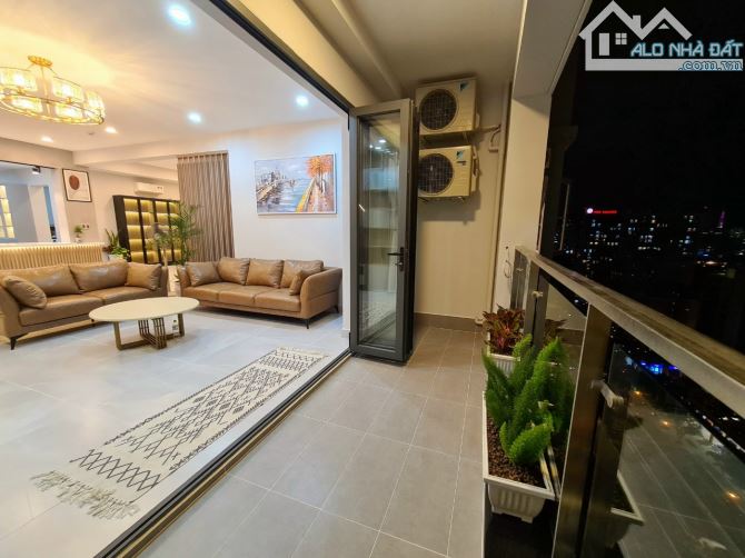 Cần bán nhanh căn hộ Riverside Residence, Phú Mỹ Hưng, Quận 7, 3 ngủ, view sông, 146m2