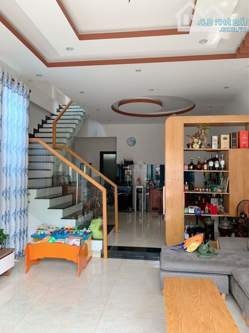 BÁN NHÀ 3 TẦNG ĐẸP , 96M2, 7.6 TỶ,  MT LÊ VĂN HIẾN, NGŨ HÀNH SƠN (GẦN ĐƯỜNG MINH MẠNG)