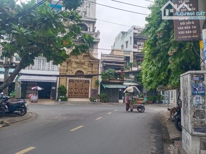 Bán nhà hẻm xe tải đường Khuông Việt, phường Phú Trung,Tân Phú. Giá chào 13.9 tỷ - 10