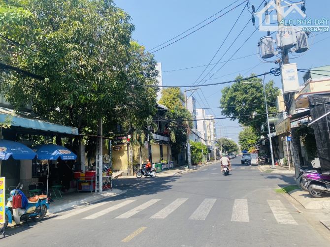 Mặt tiền KD khu Họ Lê, Q Tân Phú, đường 14m có vỉa hè 3m nhà cấp 4, giá: 11,2 tỷ TL - 1