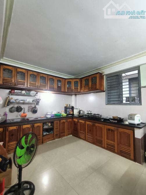 Bán nhà mặt tiền sát Hồ Xuân Hương, 120M2,2 tầng, 3PN.Giá 7.x tỷ.TL, LVCC.SHR - 1