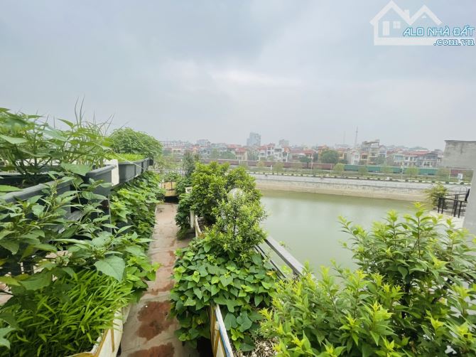 Bán nhà 3,5 tầng view hồ Láp. Vĩnh Yên, dt 102m2 - 1