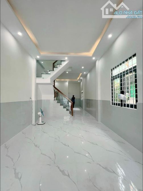 Nhà mới ở liền CX Phú Lâm A 53m2 2 tầng BTCT 2PN góc 2 mặt thoáng mát. - 1