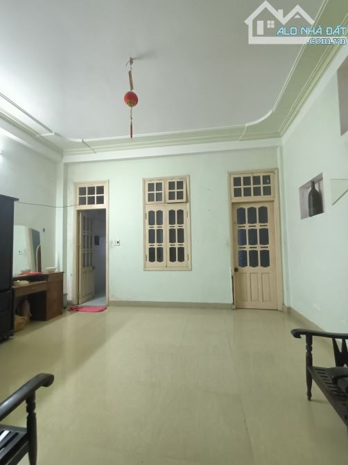 Bán nhà mặt tiền sát Hồ Xuân Hương, 120M2,2 tầng, 3PN.Giá 7.x tỷ.TL, LVCC.SHR - 2