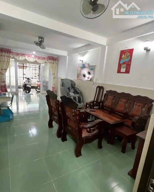 Cần bán căn nhà ở Huỳnh Thị Mài Tân Hệp Hóc Môn Sổ Hồng riêng 710 triệu 92m2 bao phí thuế - 2