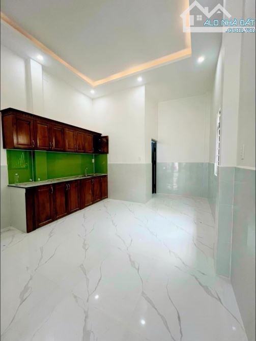 Nhà mới ở liền CX Phú Lâm A 53m2 2 tầng BTCT 2PN góc 2 mặt thoáng mát. - 2