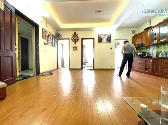 BÁN CHUNG CƯ, 19T5 KIẾN HƯNG, HÀ ĐÔNG, 70m2, 2.3t Tỷ. SỔ HỒNG - 2