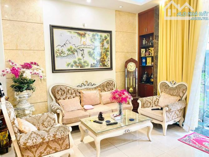 Bán nhà Lê Văn Sỹ, Quận 3, 160m², 5 lầu chỉ nhỉnh 46 tỷ - 3