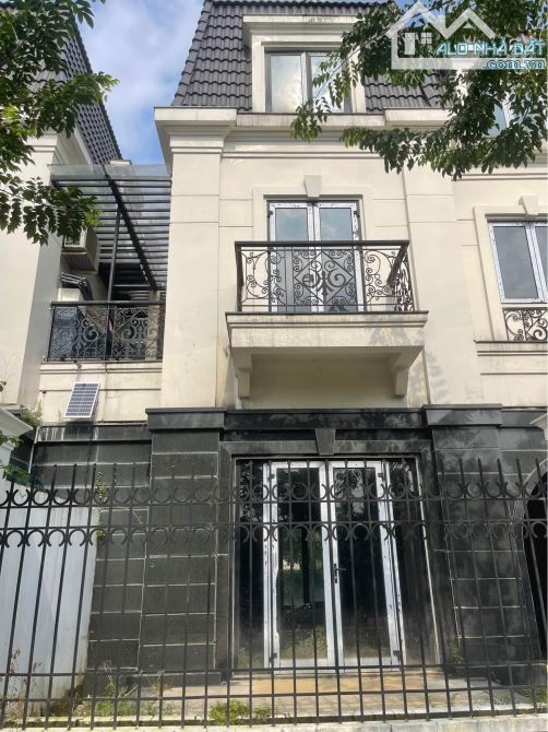 BIỆT THỰ MANOR CROWN. S=128m2. NGANG 8m.ĐƯỜNG 12m - 3