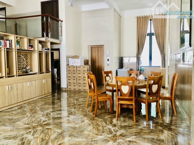 Biệt Thự Đường Trần Khánh Dư 600m2, Diện Tích Sàn Trên 1100m2, Sân Đậu Ô Tô Rộng Rãi. - 3