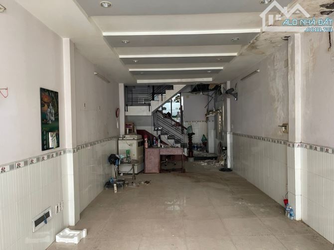 🏠 Nhà Bán hẻm xe hơi đậu trước nhà Phường 4 Quận 8