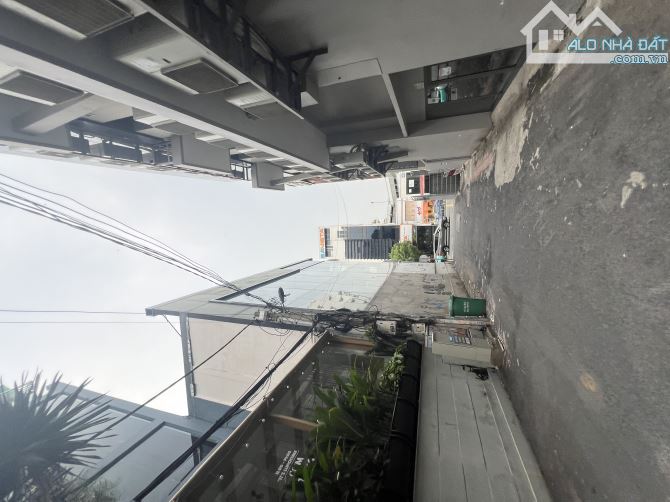 Bán gấp nhà 5 tầng ô tô vào nhà Nguyễn Văn Trỗi P10 Phú Nhuận