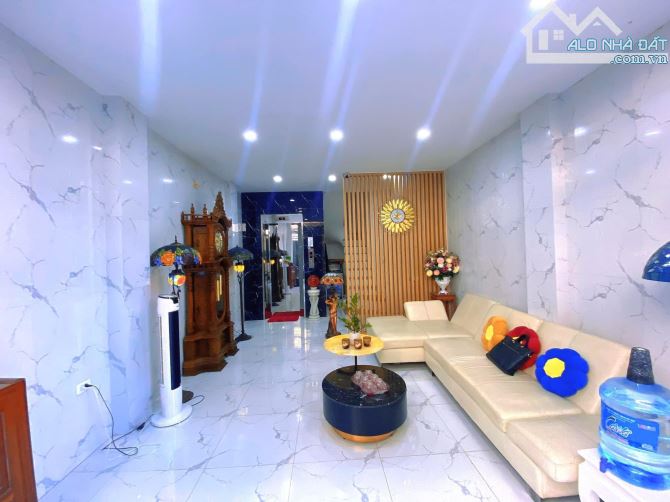 BÁN NHÀ MẶT NGÕ GẦN PHỐ VIEW HỒ 13 TỶ 40m 7 TẦNG MT 4,3m GARA Ô TÔ 7 CHỖ TRÍCH SÀI TÂY HỒ - 1