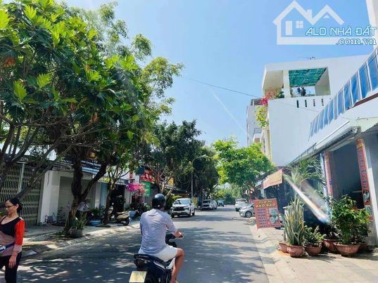 🌷Bán lô đất đường Phùng Thế Tài ( A6 ), Phước Hải ,Nha Trang 83m2 (thực tế 138m2 ) 6,7 tỷ - 2