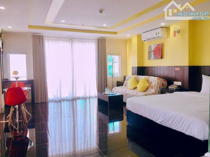 Bán cắt lỗ khách sạn mặt tiền đường Dã Tượng,Nha Trang cách biển 50m giá chỉ 40 tỉ - 3