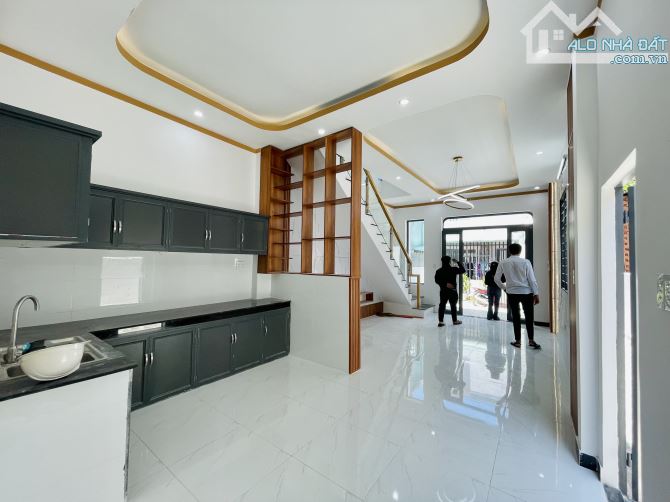Bán gấp nhà mới 1 trệt 1 lầu, thổ cư sổ riêng, gần chợ Thạnh Phú, Trả trước 500tr nhận nhà - 3