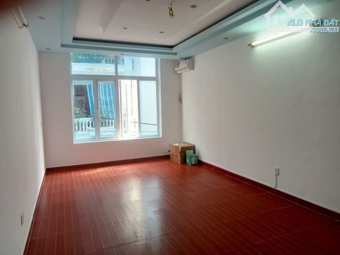 Bán nhà Trần Nguyên Hãn, Nghĩa Xá, Lê Chân. 69m², 4 tầng, chỉ 5,8 tỷ. - 4