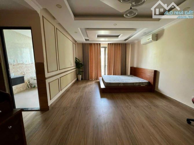 Bán Nhà 3 lầu 150m2, 4PN, Khu biệt thự Jamona Home Resort - P.HBP TP Thủ Đức - 8