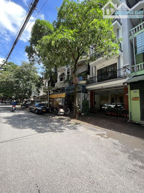 Bán nhà khu phân lô phố Kim Ngưu Oto tránh kinh doanh. DT 56m2 giá 11,5 tỷ - 1