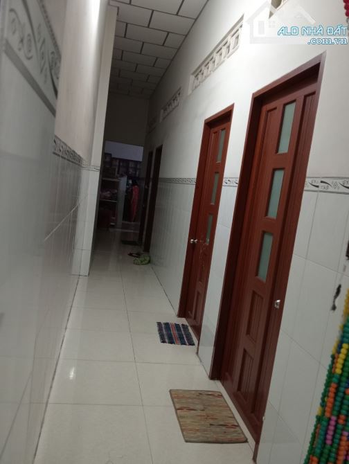 Nhà rộng Mt QL62, P2 ngay vòng xoay Hùng Vương nối dài - 2