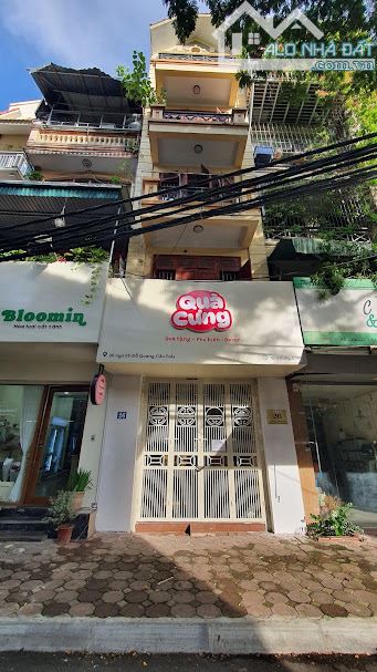 25tr/tháng! Vỉa Hè! Kinh Doanh! Ô tô tránh! Nhà Đỗ Quang 50m2, 5 tầng, Mt4m.