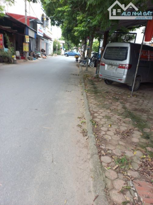 Dịch Vụ Biên Giang 50m trục chính đường thông vỉa hè, kinh doanh giá 4,6 tỷ