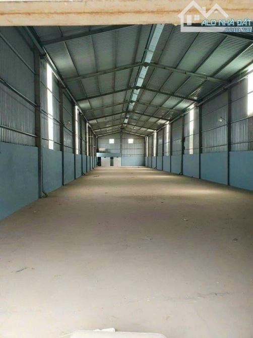 Cho thuê kho xưởng Thuận An 500m/18tr có sẵn 3fa sản xuất