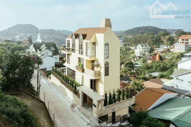 🏡 BÁN VILLA VIEW SIÊU ĐẸP KHE SANH - NGAY TRUNG TÂM THÀNH PHỐ - 220M2