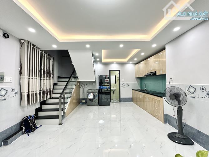 Bán nhà mới Phan Văn Trị, Bình Thạnh, Ngang 6.6m, Đầy đủ công năng, 36m2, Giá 3.7 Tỷ