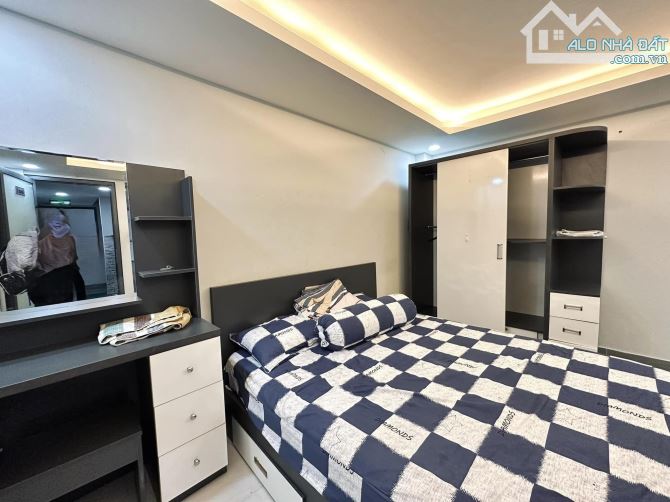 Bán nhà Nguyễn Duy Dương,Quận 10, (4x10) 4T đẹp chỉ 5.2 tỷ hơn. - 1